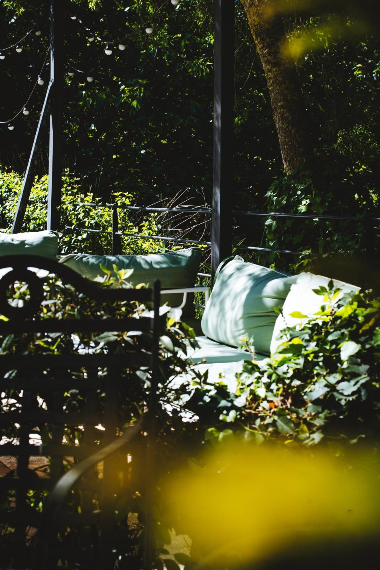 Bastide Rose Hotel Le Thor Exterior photo